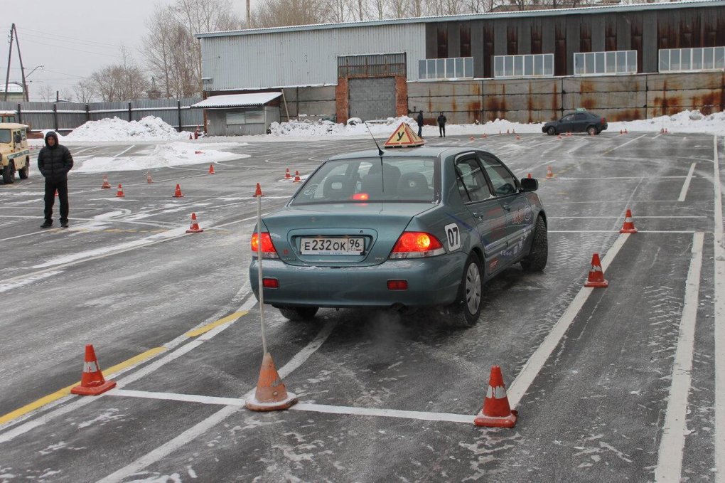 Автошкола Люкс в Нижнем Тагиле на Тагилстрое