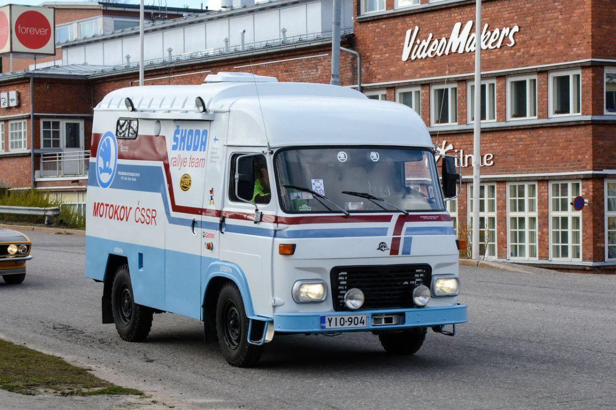 Грузовик Avia a21