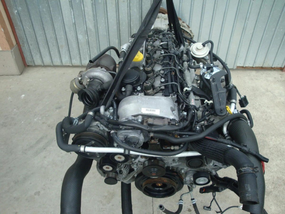 Двигатель Jeep Grand Cherokee 2.7