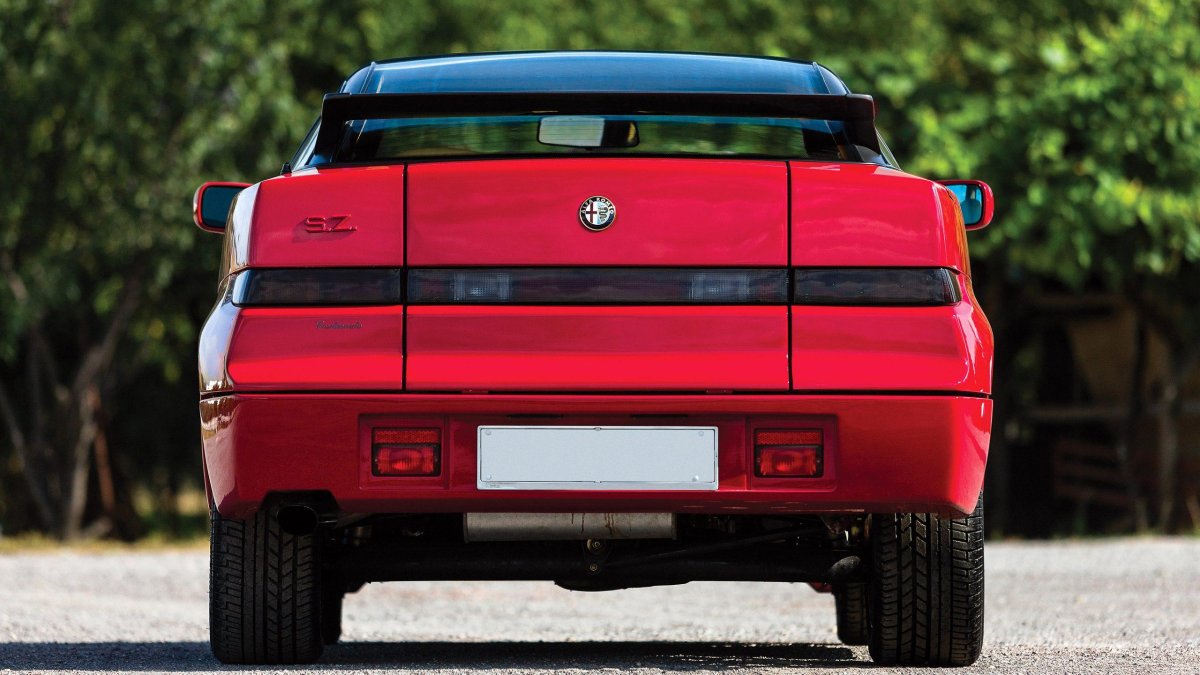 Альфа Ромео купе 1990