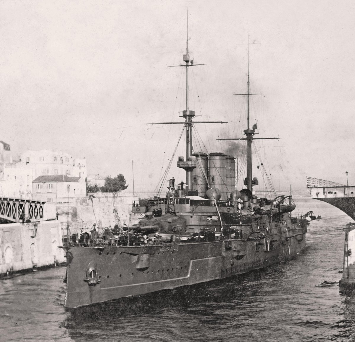 Regina Margherita броненосец