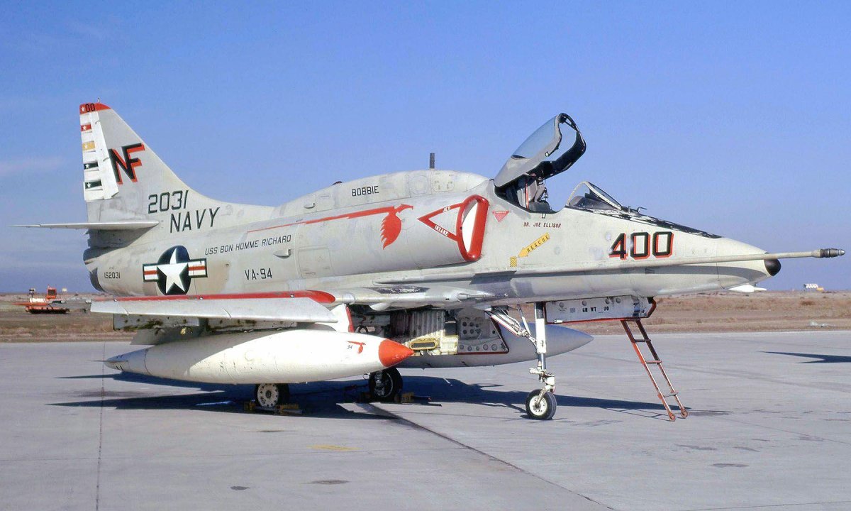 Скайхок самолёт