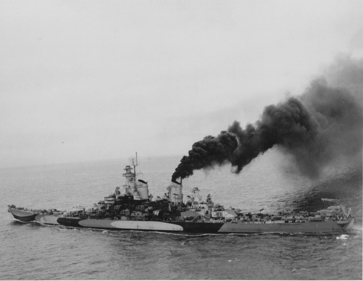 Крейсер Миссури 1945