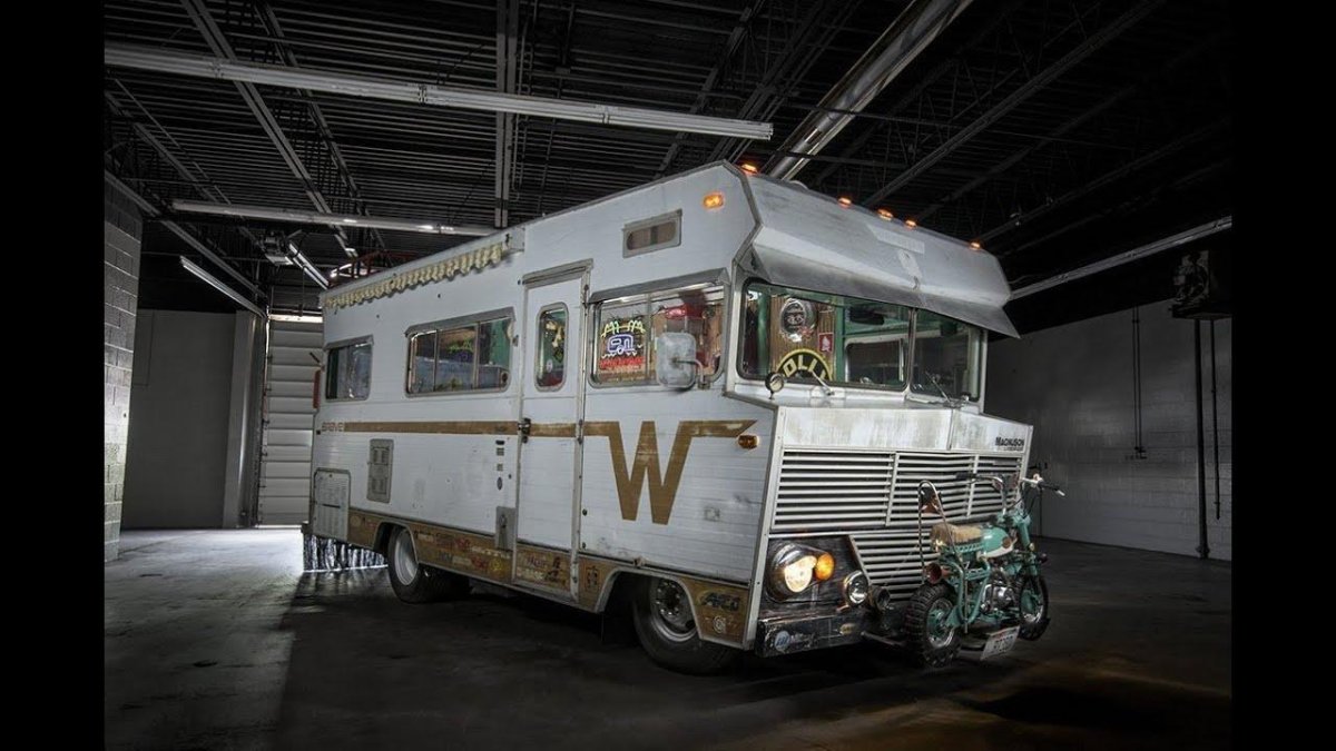 Winnebago Brave 1972