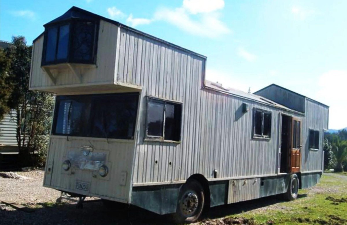 Автодом избушка