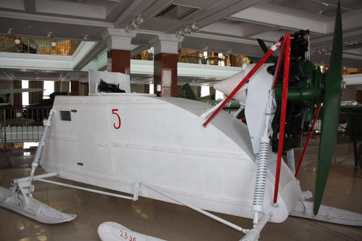 Бронированные аэросани НКЛ-26