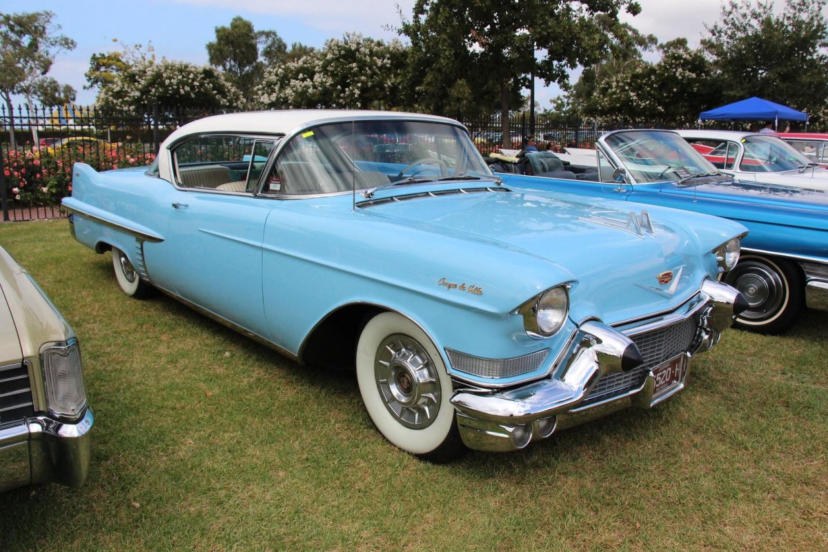 Кадиллак Девиль 1957