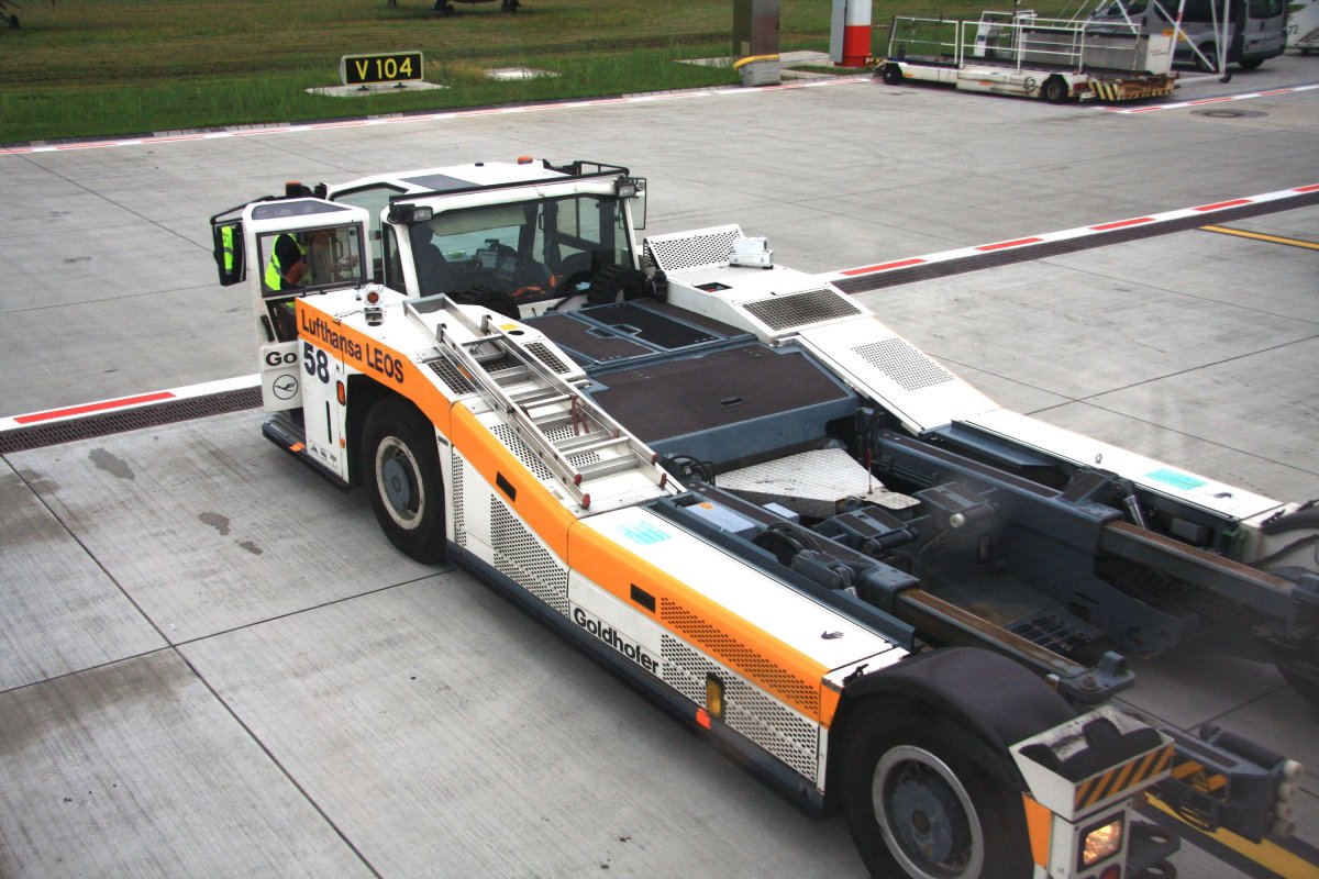 Goldhofer AST-2 R 210