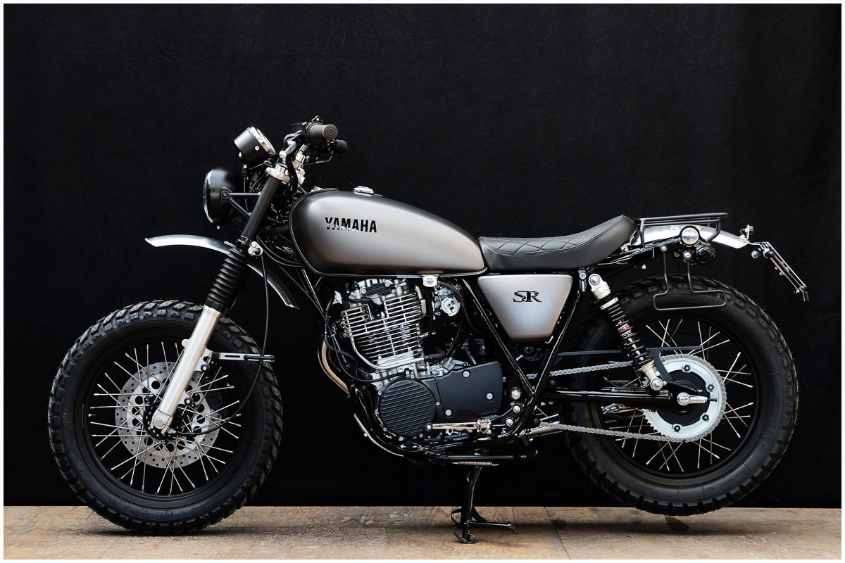 Мотоцикл Ямаха sr400