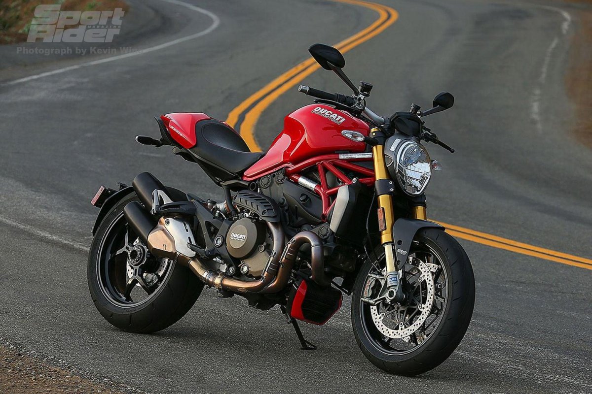 Ducati Monster 1200s