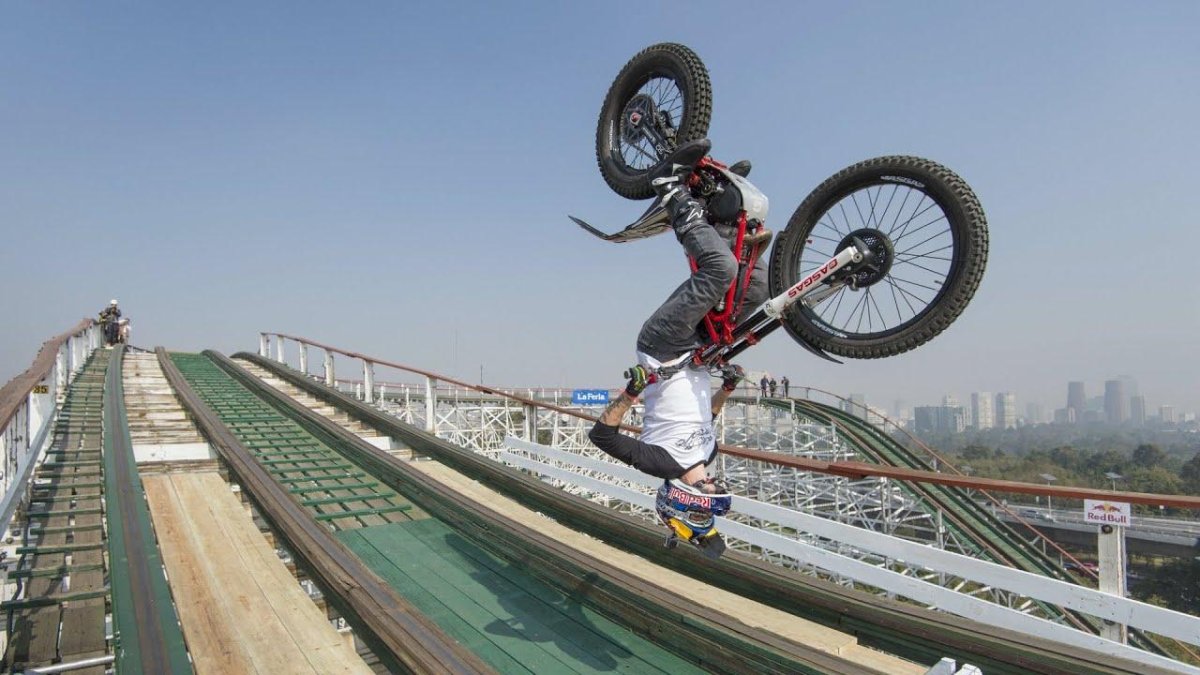 Мото триал ред Булл