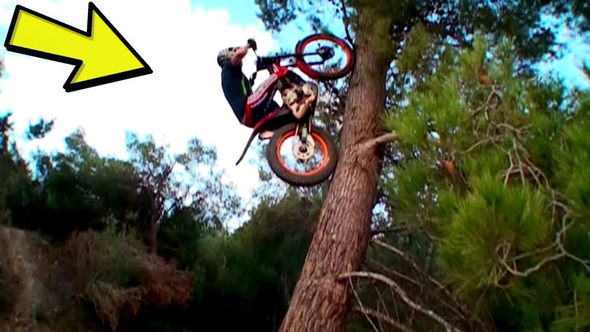 Адам Рага мототриал