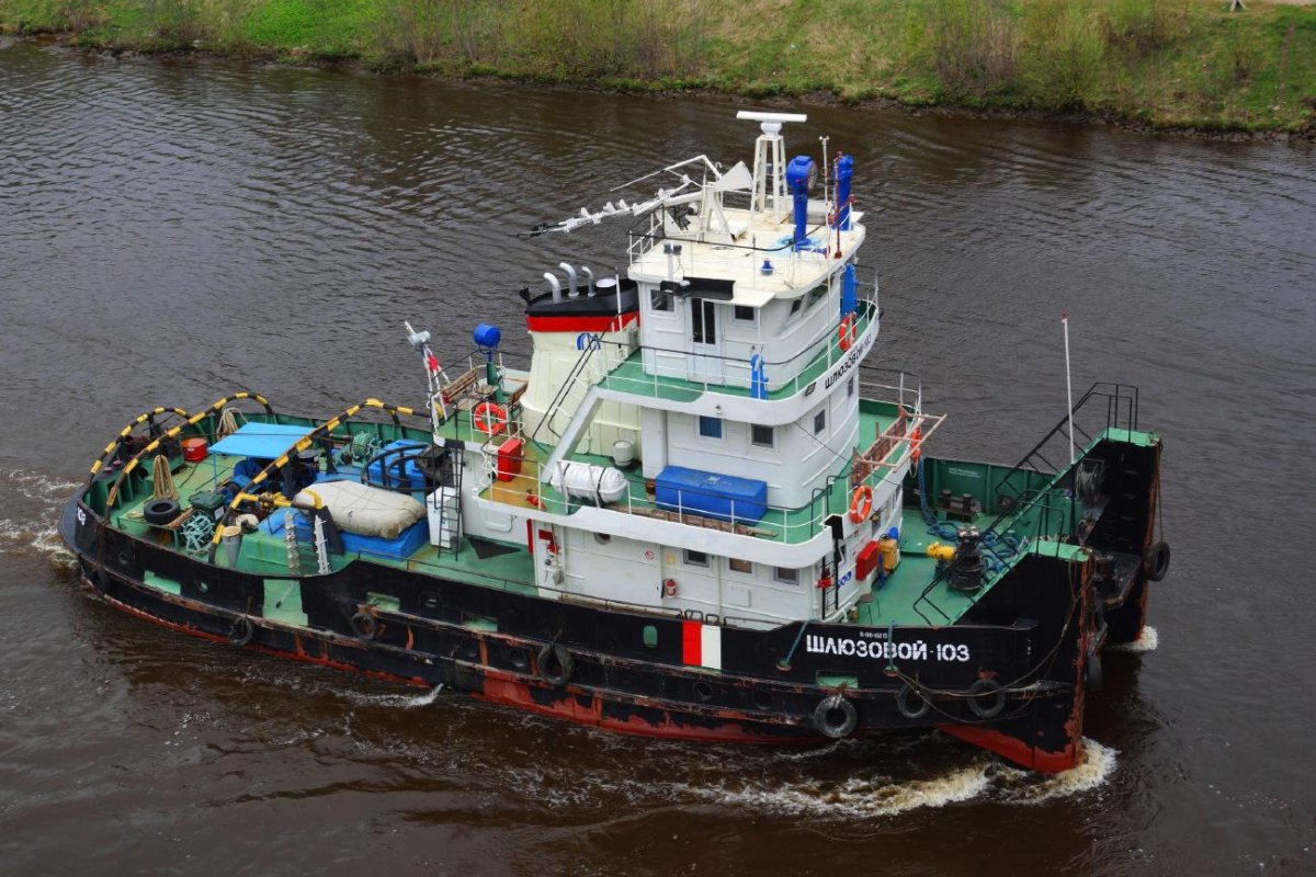 Буксир-толкач «Шлюзовой-48»