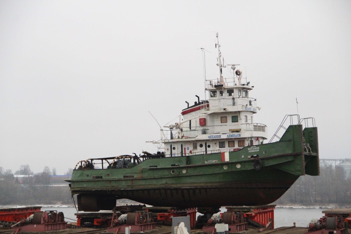 Буксир-толкач Шлюзовой проект 887а