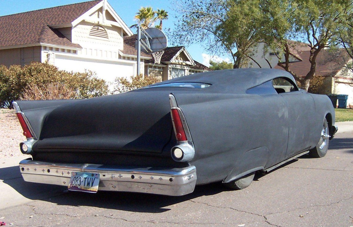 Необычный тюнинг автомобилей