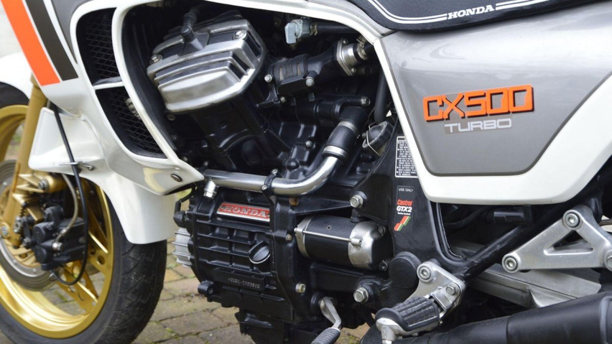 Honda cx500 engine