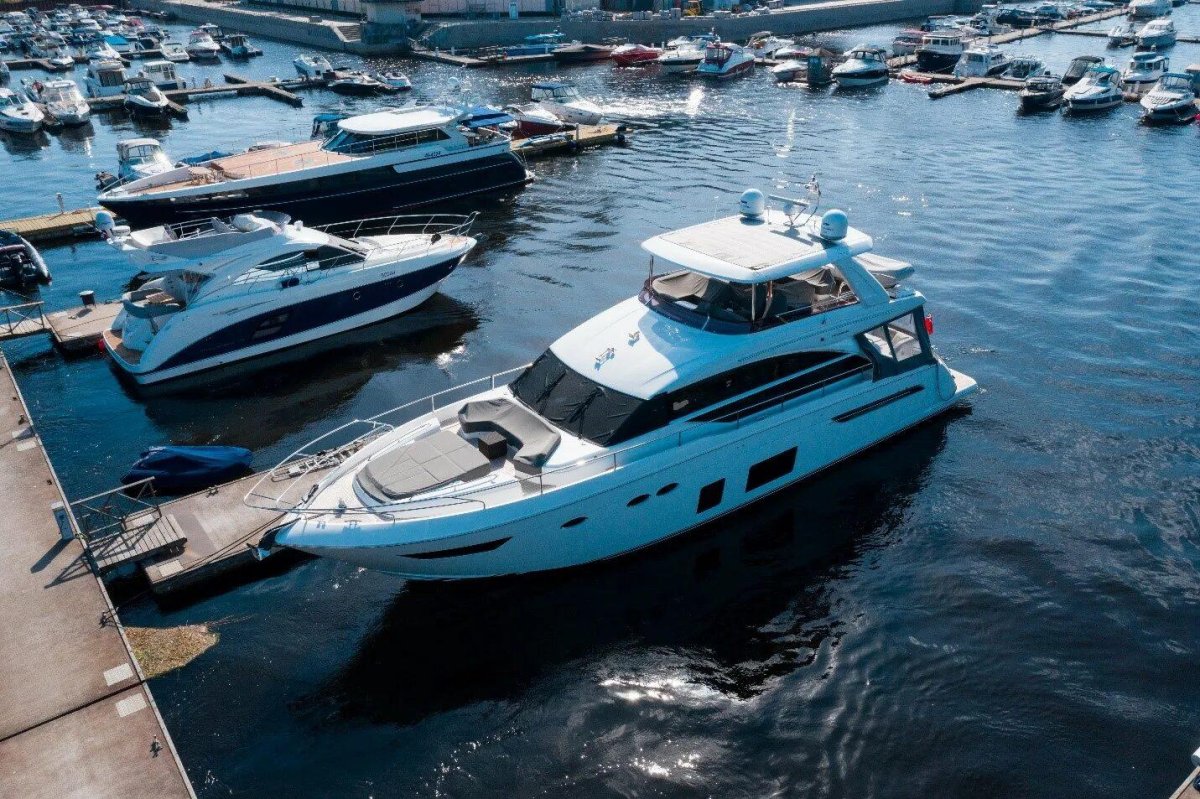 Princess 68 яхта