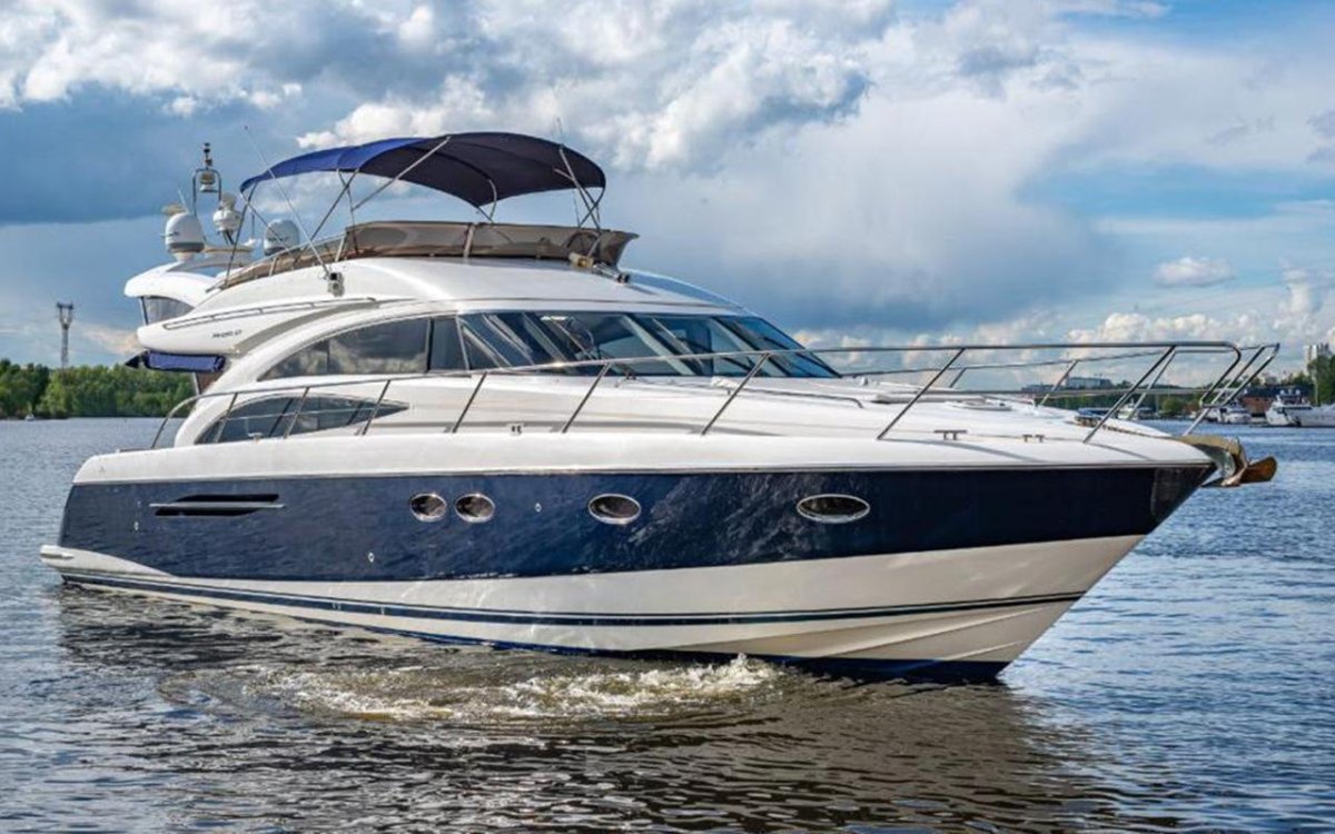 Яхта Princess 57