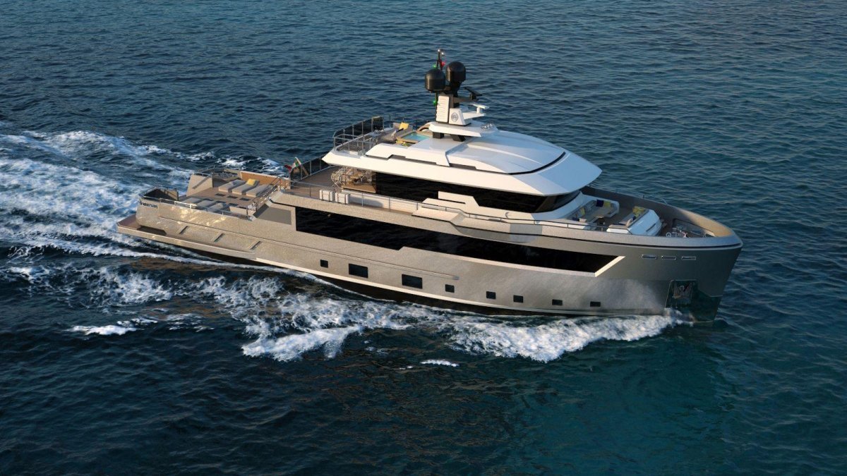 Итальянская яхта эксплорер