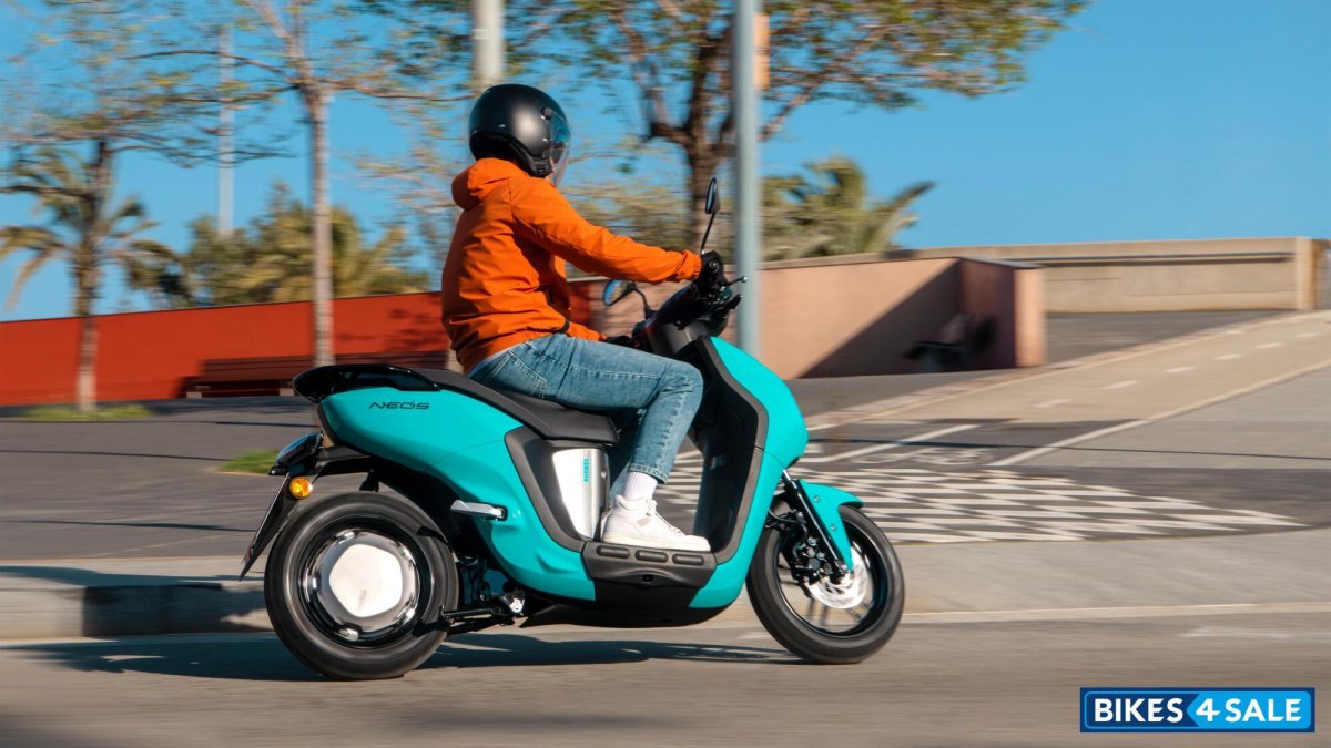 Yamaha Neo