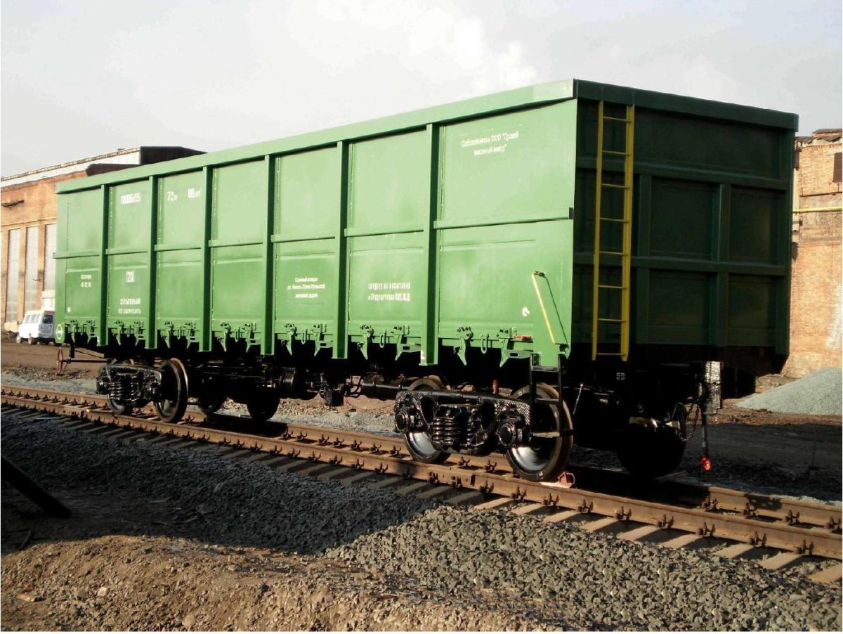 Полувагон люковый 12-132