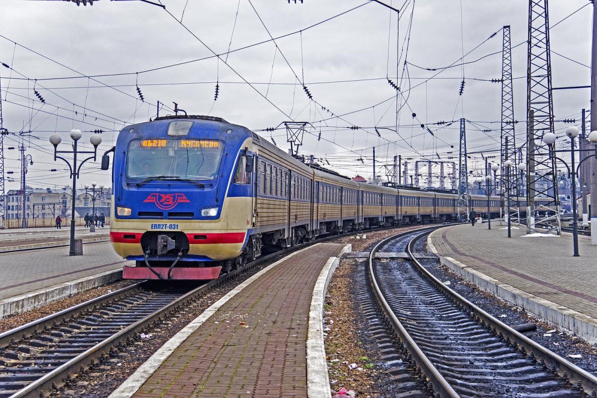 Электричка Львовский Кутузовская