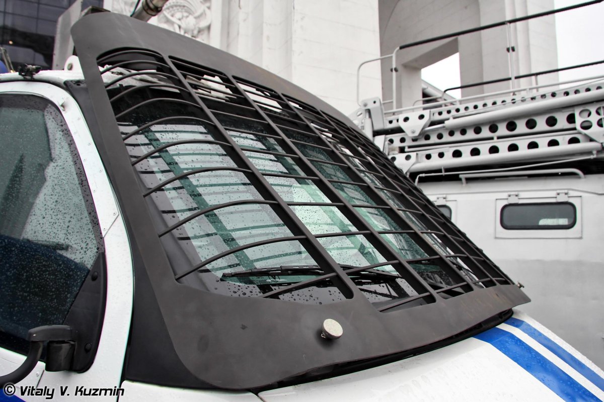 Водометный спецавтомобиль малого класса гроза на базе ГАЗ-33104 Валдай.