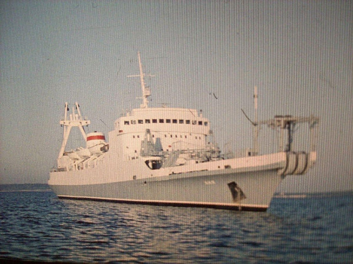 Кабельное судно Катунь