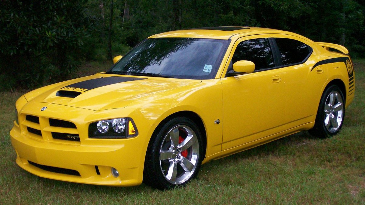 Dodge Charger srt8 super Bee 2007