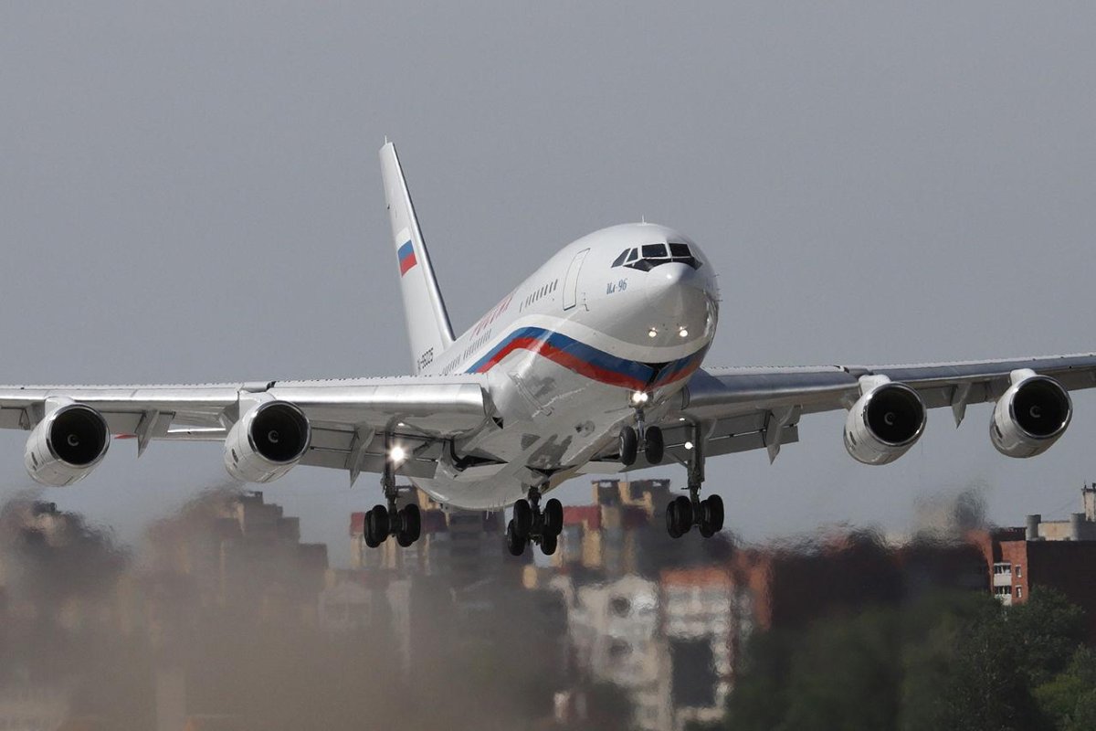 Ил-96-300 Васо