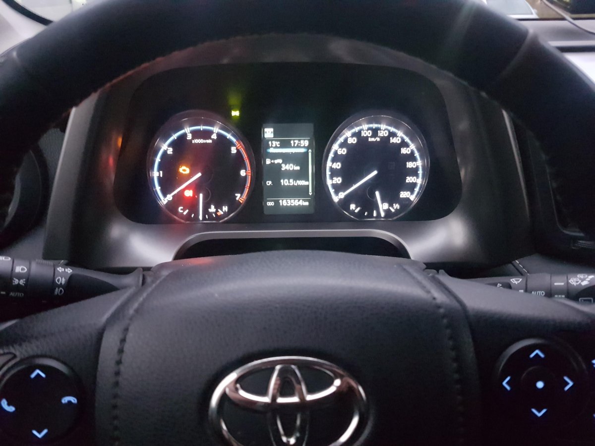 Приборка Прадо 150