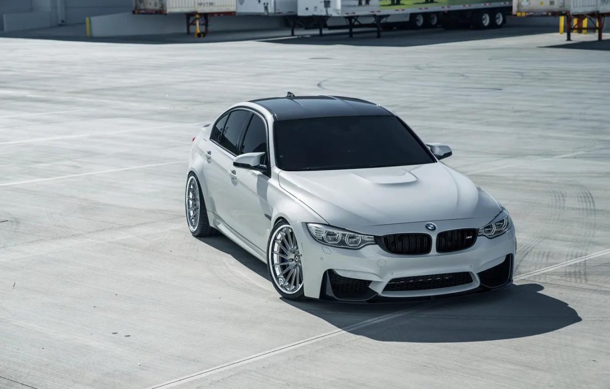 BMW m3 f80 белая