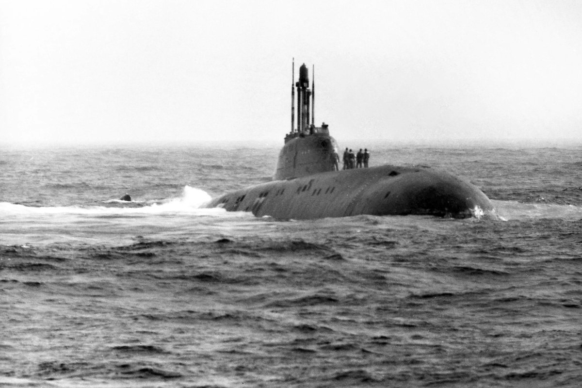 АПЛ атомная подводная лодка 671
