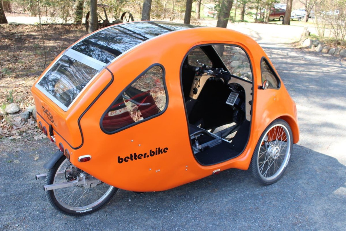Всепогодный веломобиль PEBL