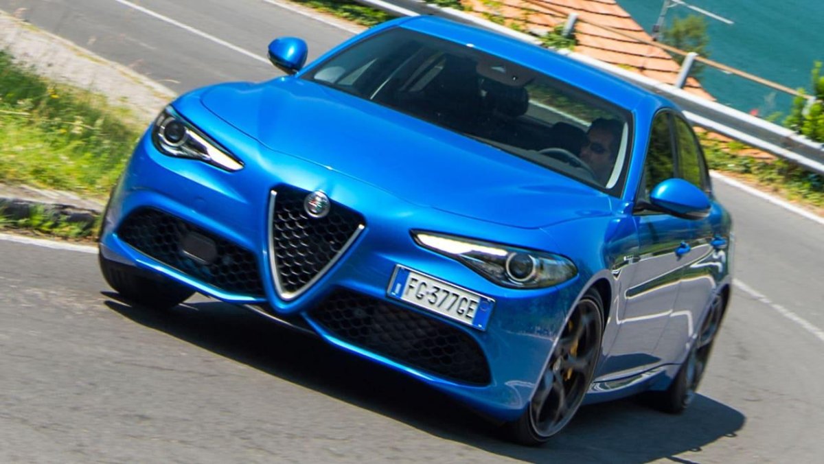Альфа Ромео Giulia veloce