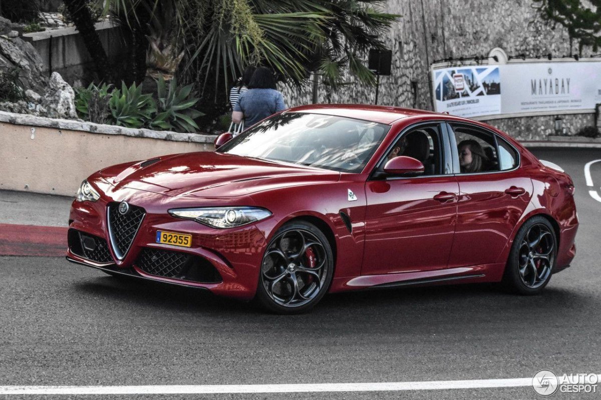 Альфа Ромео Джулия