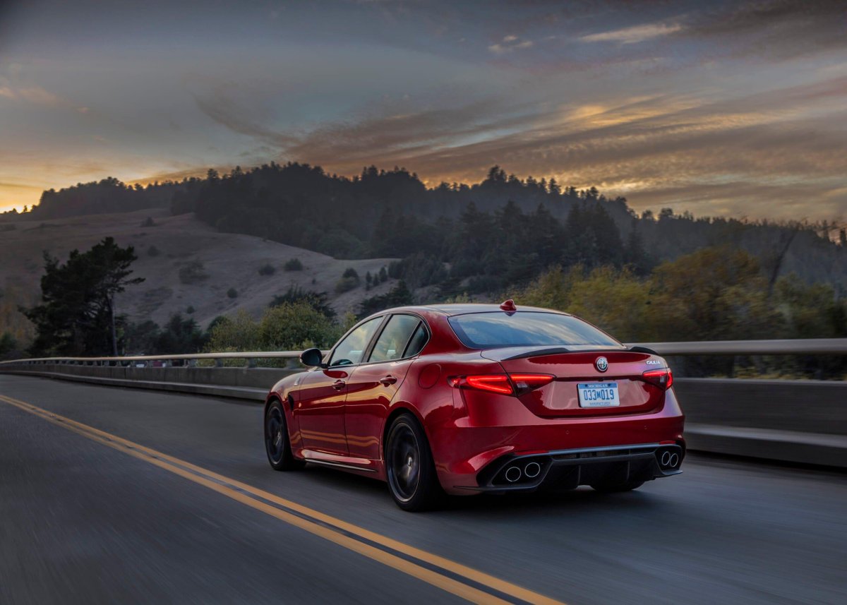 Альфа Джулия Квадрифолио