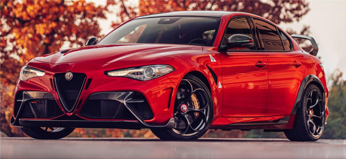 Alfa Romeo Giulia GTAM 2021