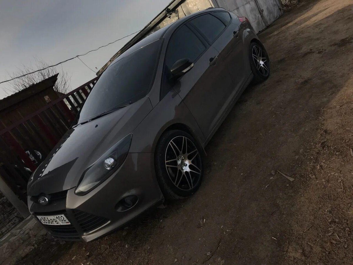 Форд фокус 3 хэтчбек на дисках