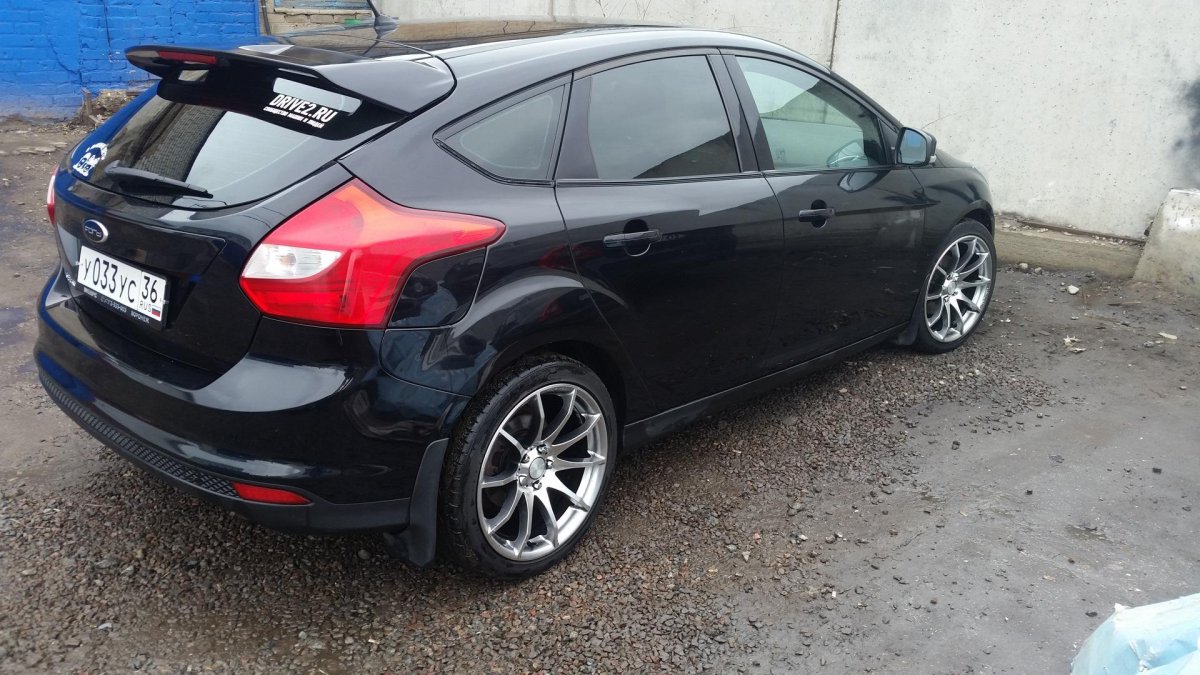 Ford Focus 3 хэтчбек r18