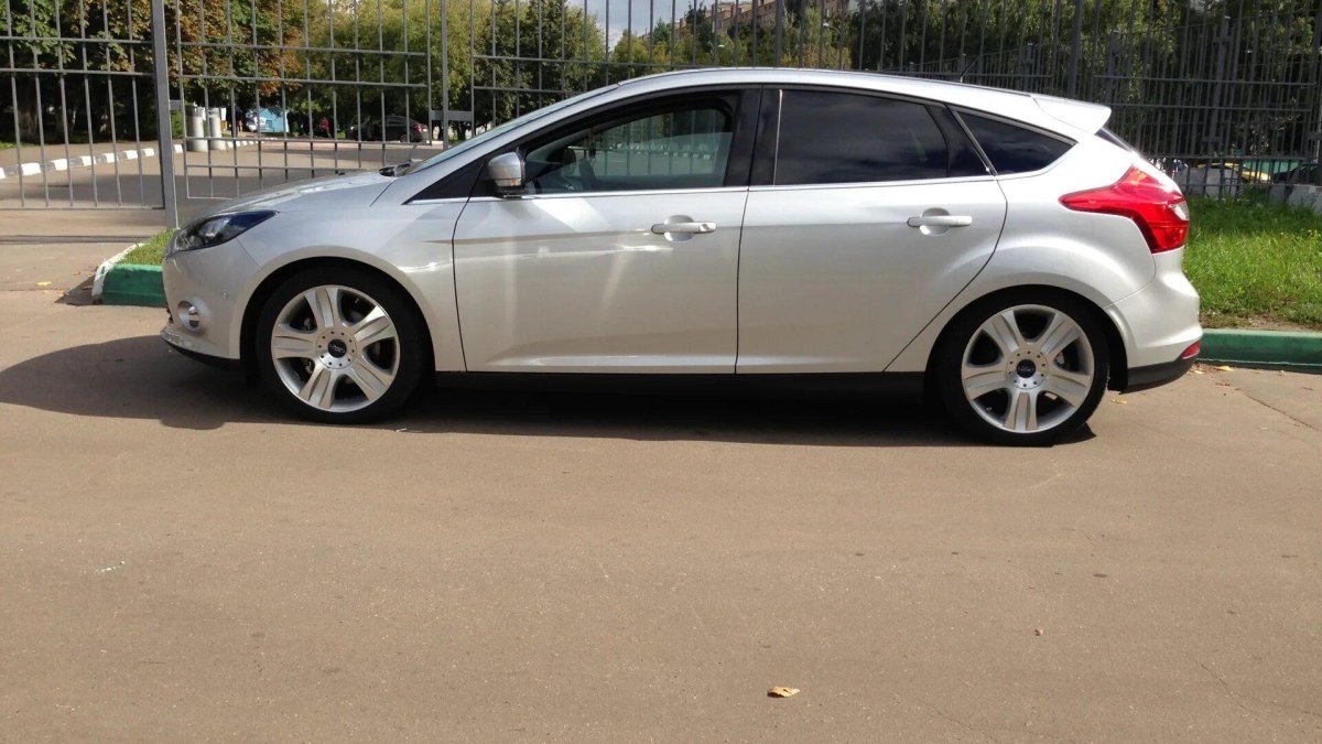 Фф3 хэтчбек серебристый