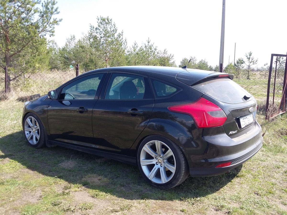 Форд фокус 3 хэтчбек r17