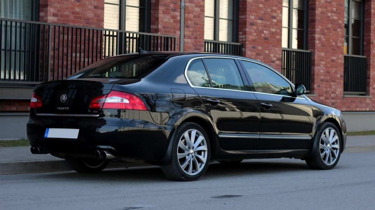Skoda Superb 2