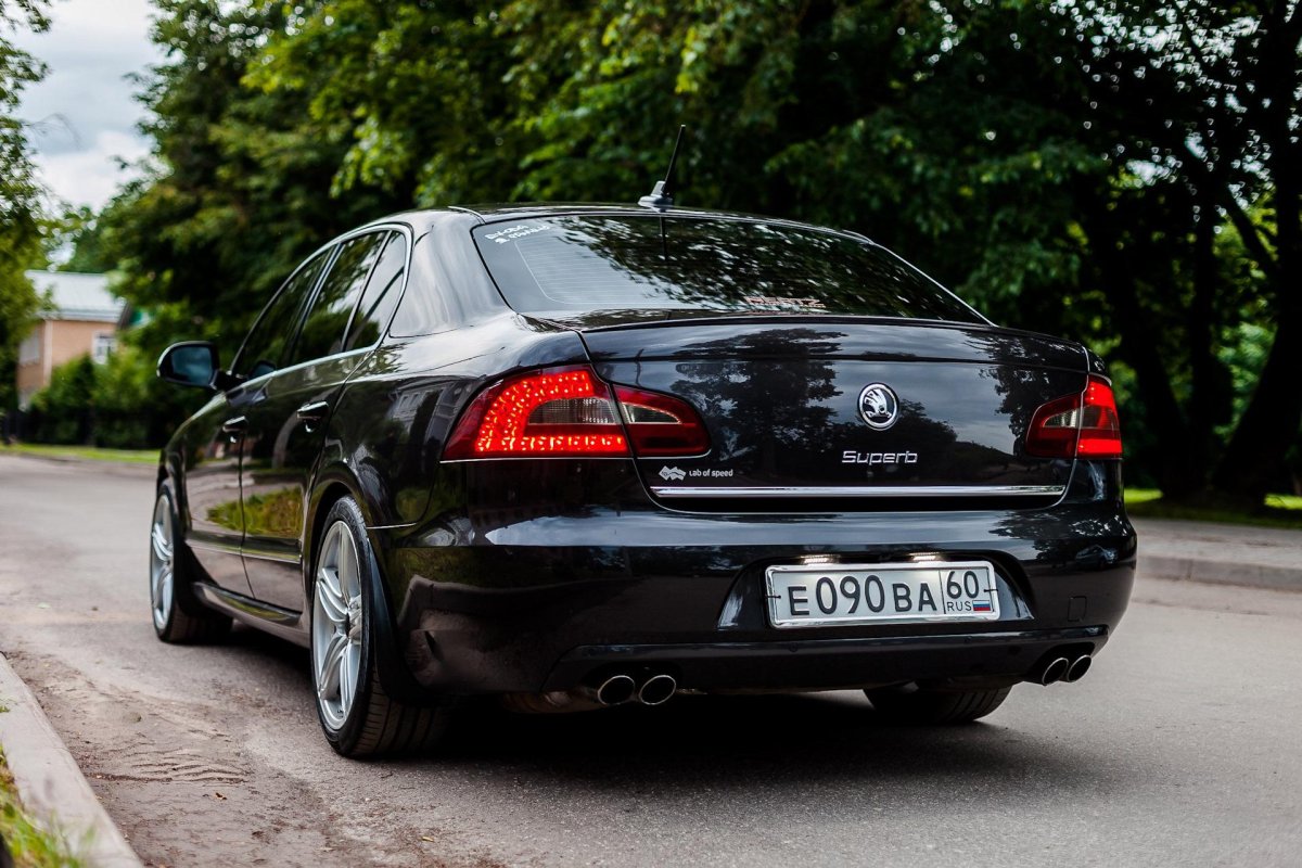 Шкода Суперб 2010