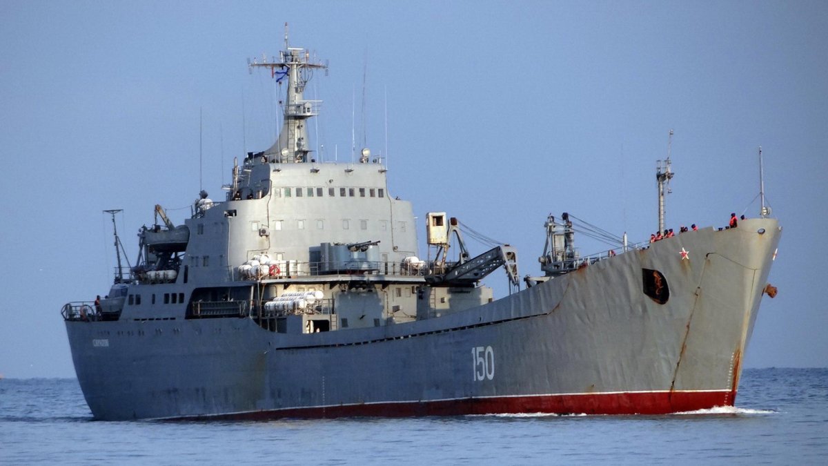 Большой десантный корабль Саратов