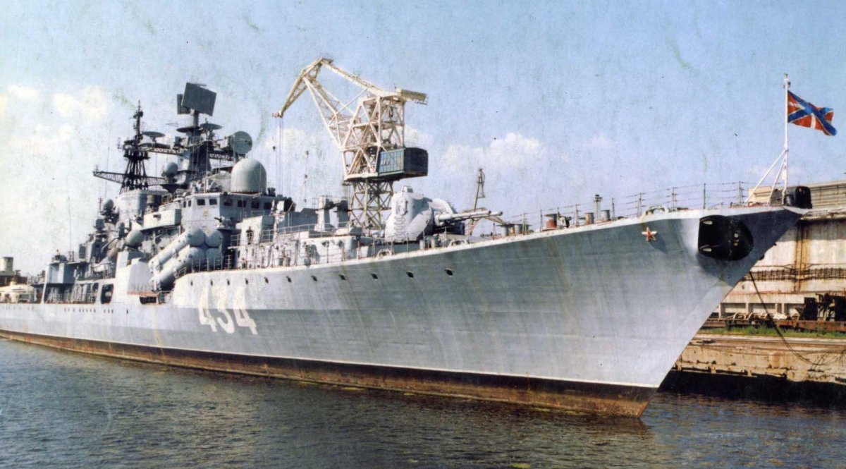 Эскадренный миноносец бесстрашный