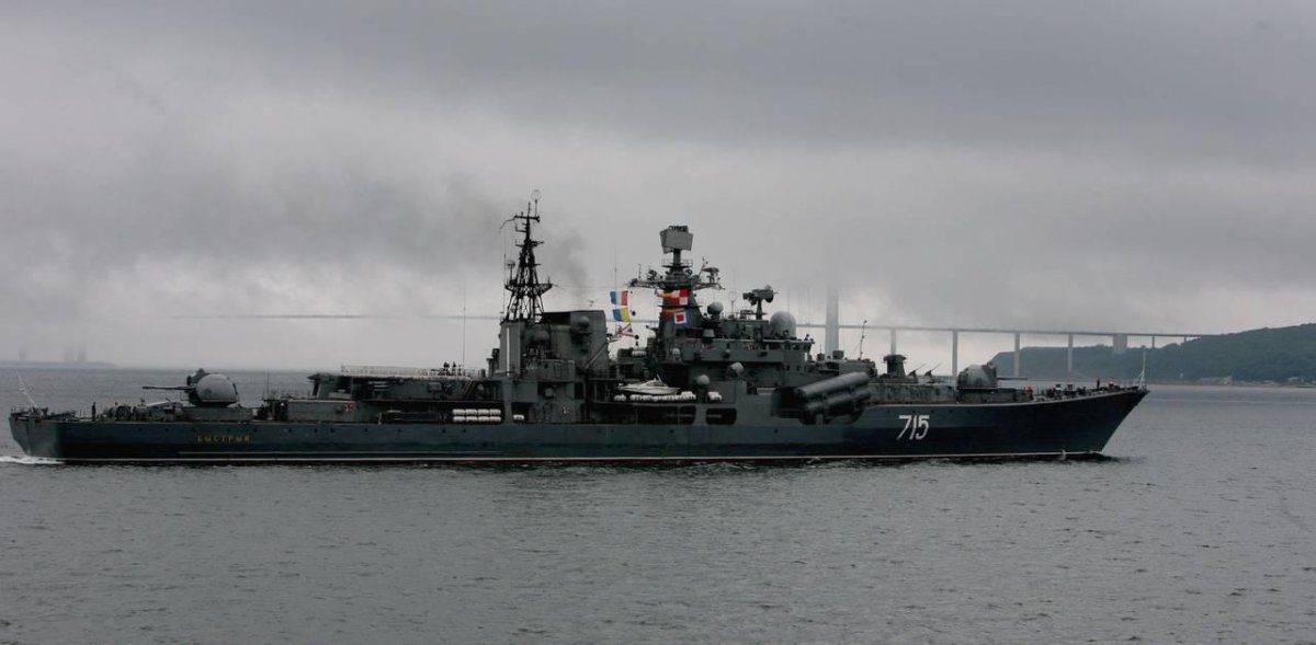 Эсминец быстрый ТОФ