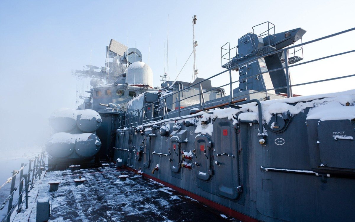 Эм "беспокойный" проекта 956 "Сарыч"