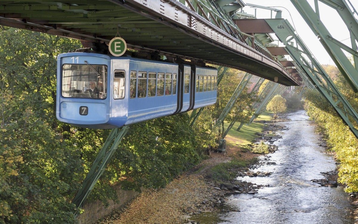 Вупперталь монорельсовая дорога