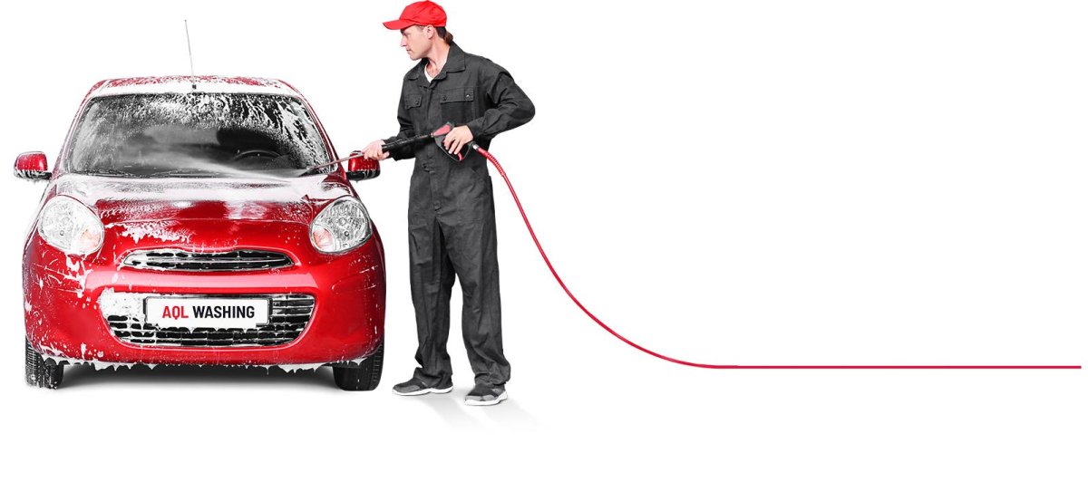 Мойка машины на белом фоне